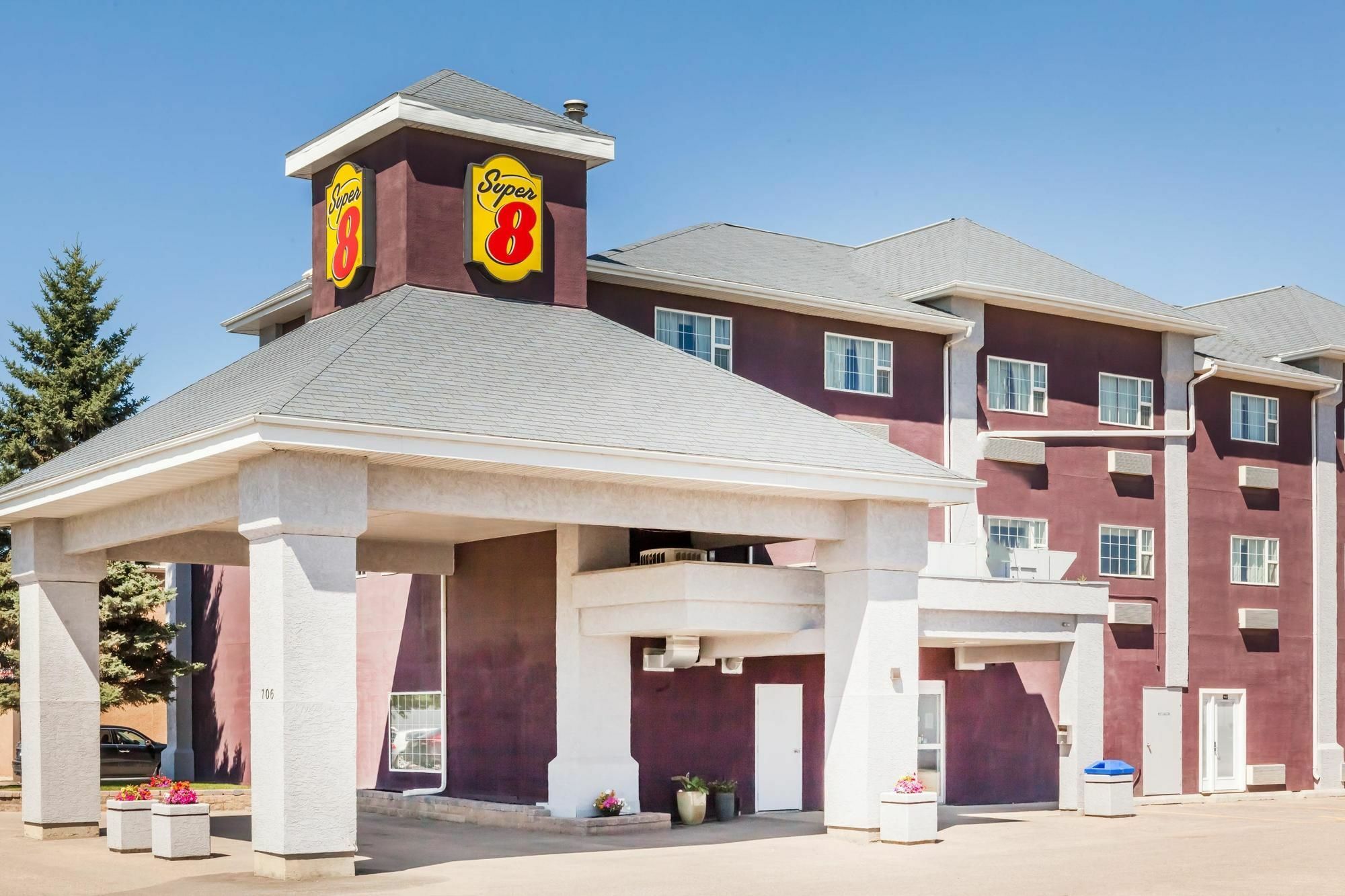 Super 8 By Wyndham Saskatoon Near Saskatoon Airport Hotel Ngoại thất bức ảnh